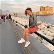 Insegnante aiuto compiti elementari e medie. Italiano, inglese, storia dell’arte, storia, geografia, filosofia, letteratura